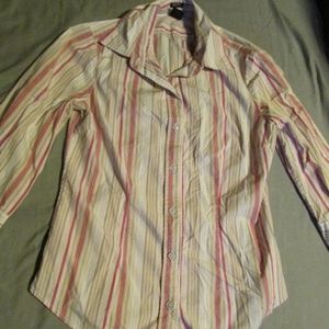 GAP 3/4 SLEEVE MULTICOLORED DRESS SHIRT SIZE 2